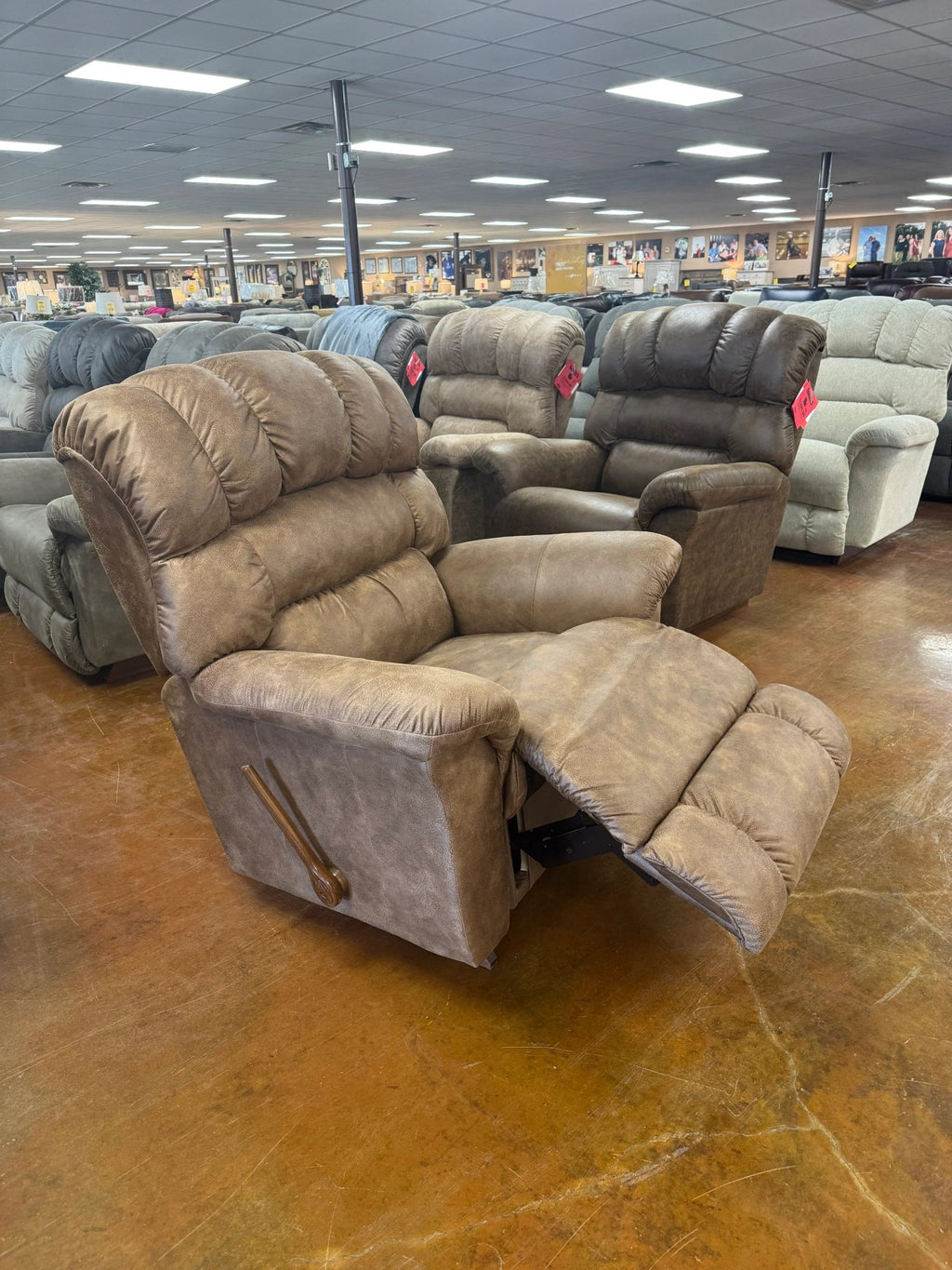 Randell Recliner 777 - 10 - D1825 - 74 - Darseys Furniture & MattressLa - Z - Boy