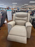 Redwood Recliner 776 - 10 - D1855 - 64 - Darseys Furniture & MattressLa - Z - Boy
