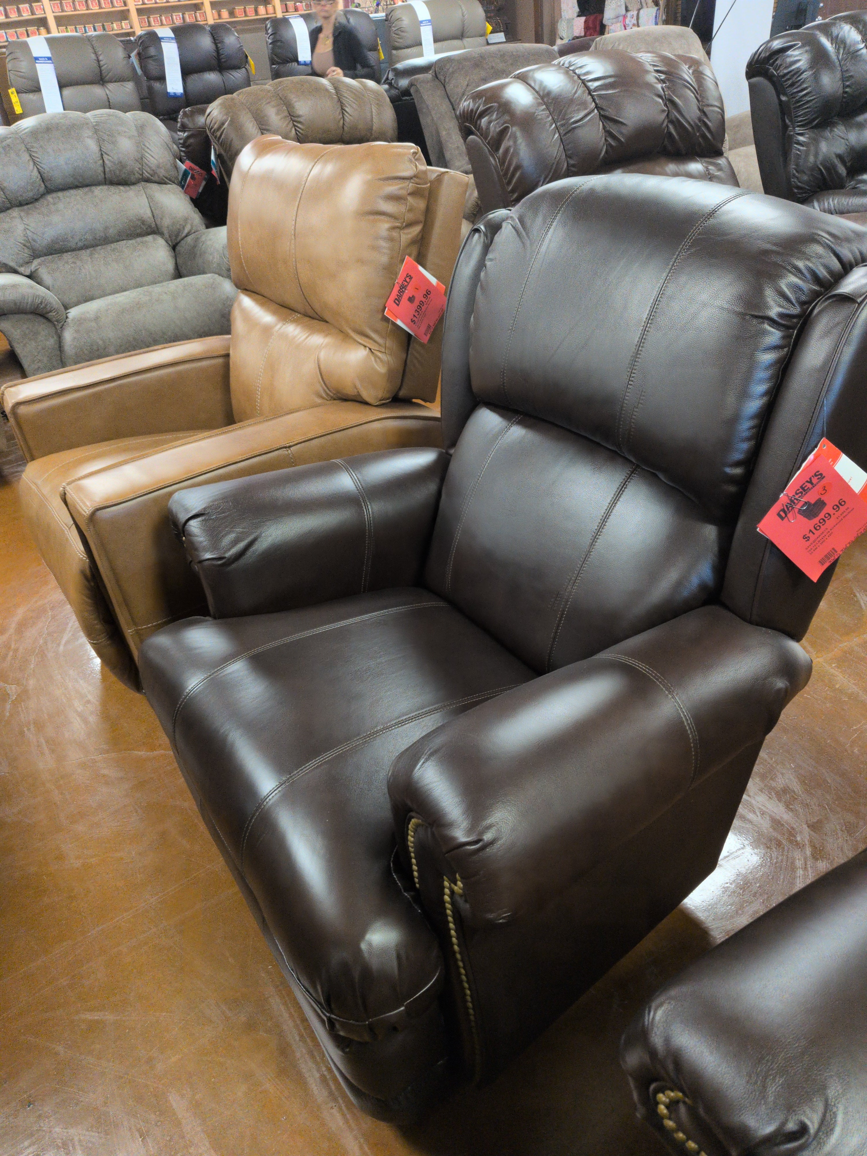 La-Z-Boy Kirkwood Recliner 768-10-LB1434-78 – Darseys Furniture