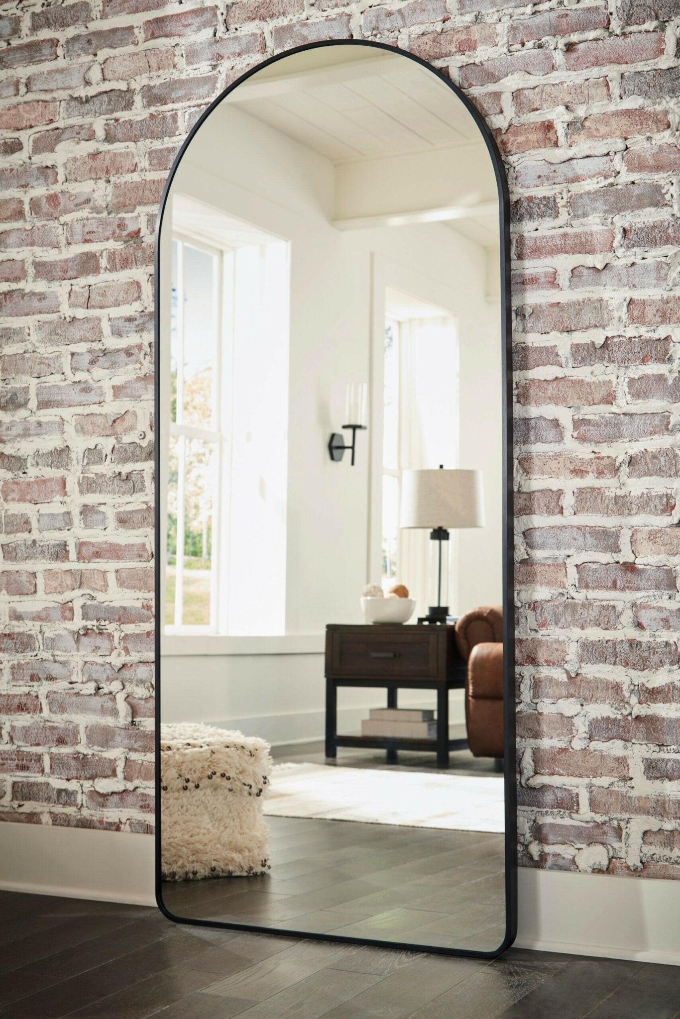 Sethall Floor Mirror A8010307 - Darseys Furniture & MattressAshley