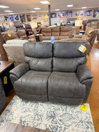 Trouper Power Reclining Loveseat 724 - X48 - D1825 - 58 - Darseys Furniture & MattressLa - Z - Boy