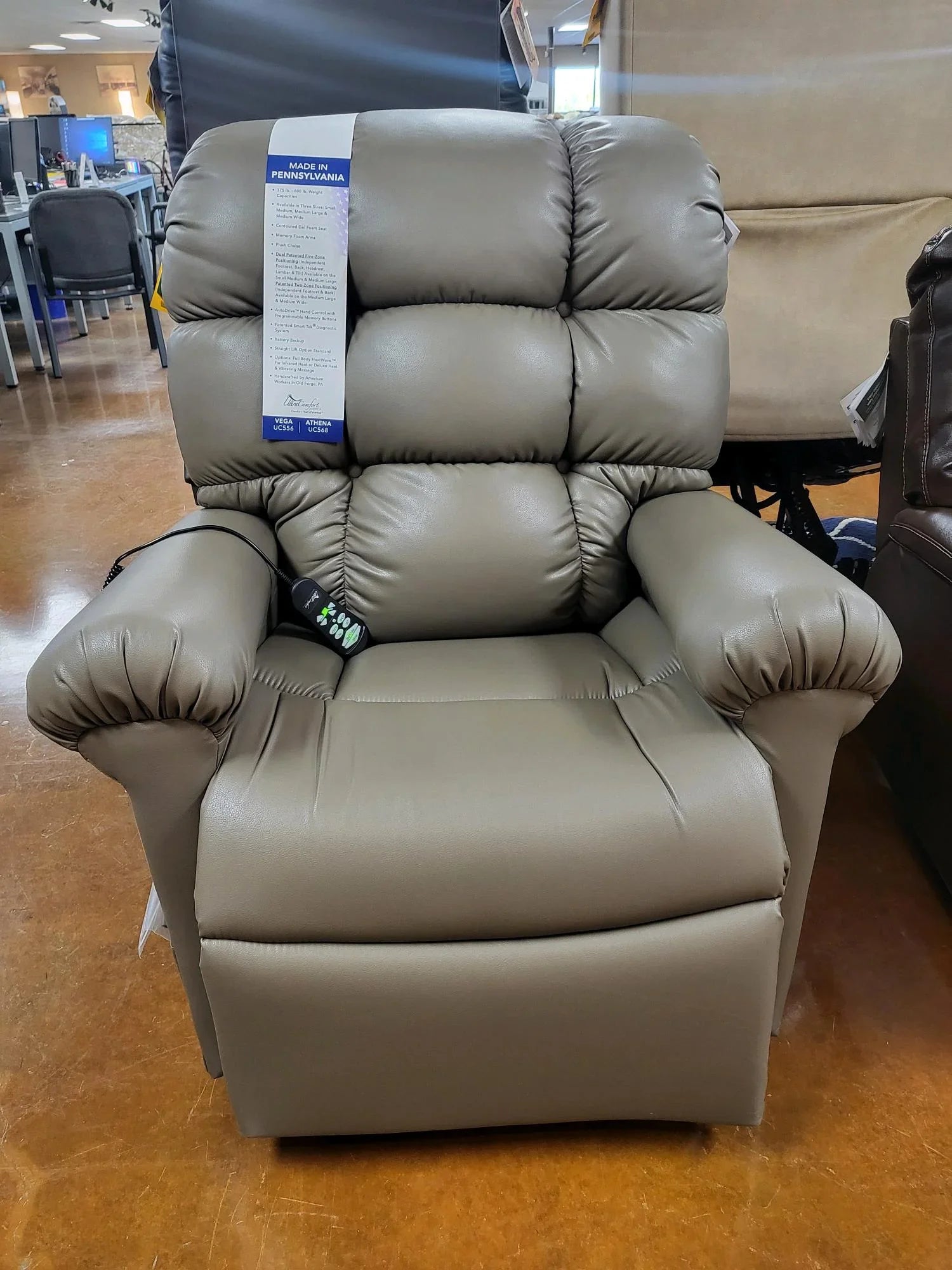 Vega Medium Lage Brisa Shiitake Lift Chair UC556-MLA-DST-USH Secondary image