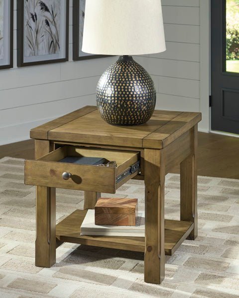 Vandenmore End Table T539-3 - Darseys Furniture & MattressAshley