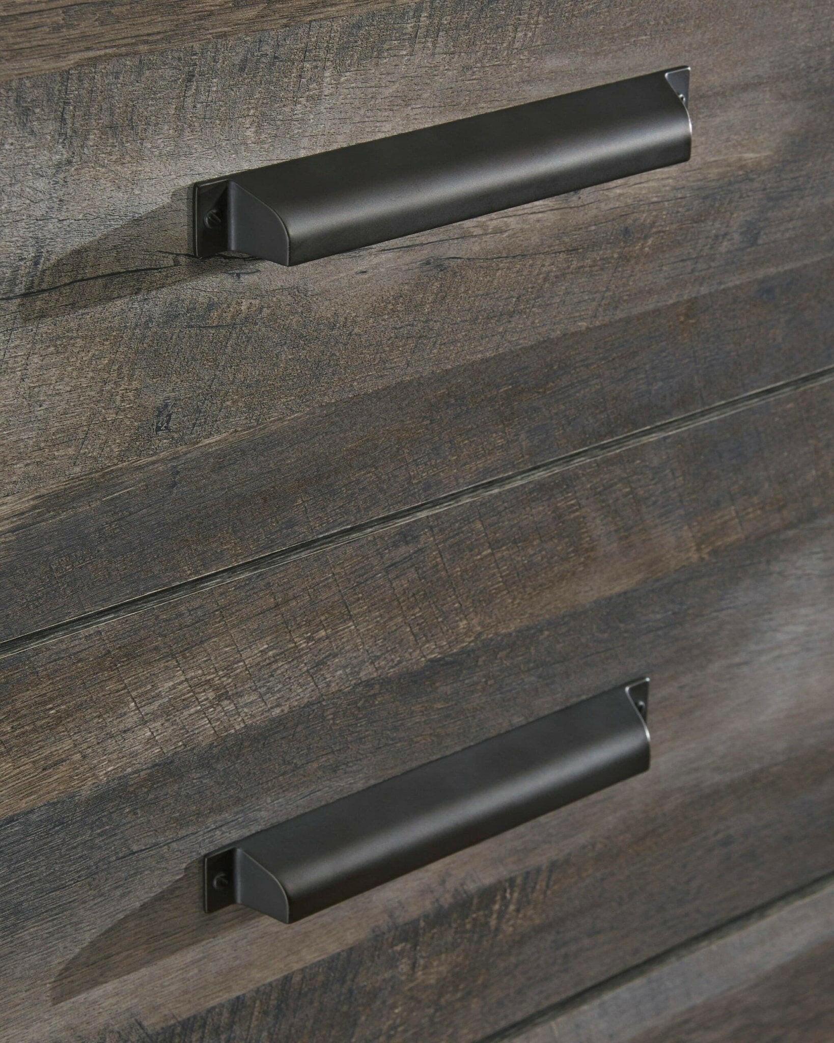 Wynnlow Nightstand B440-92.