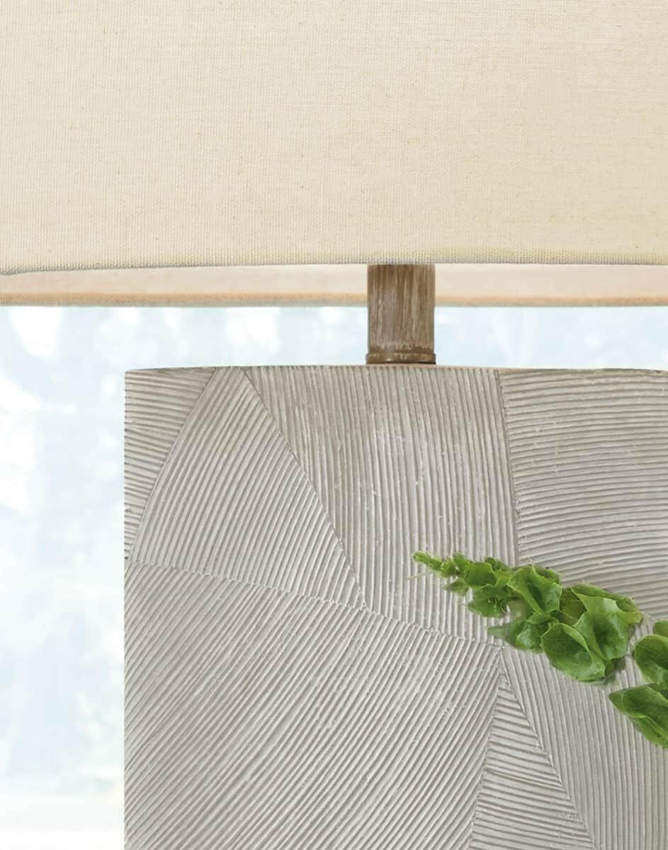 Bradard Lamp L243264.