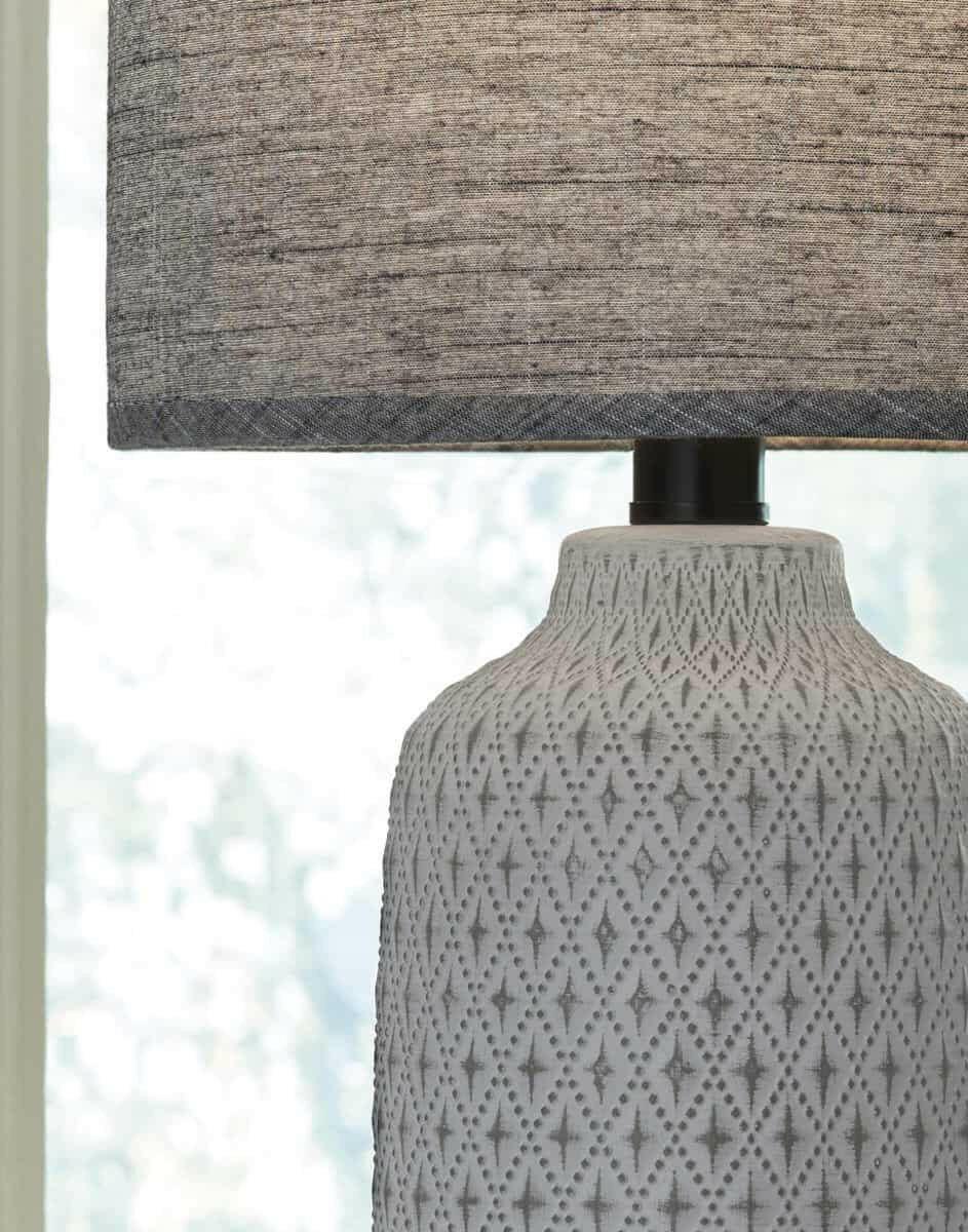 Donnaford Lamp L180134.