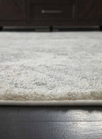 Precia Rug 5' X 8' R404132.