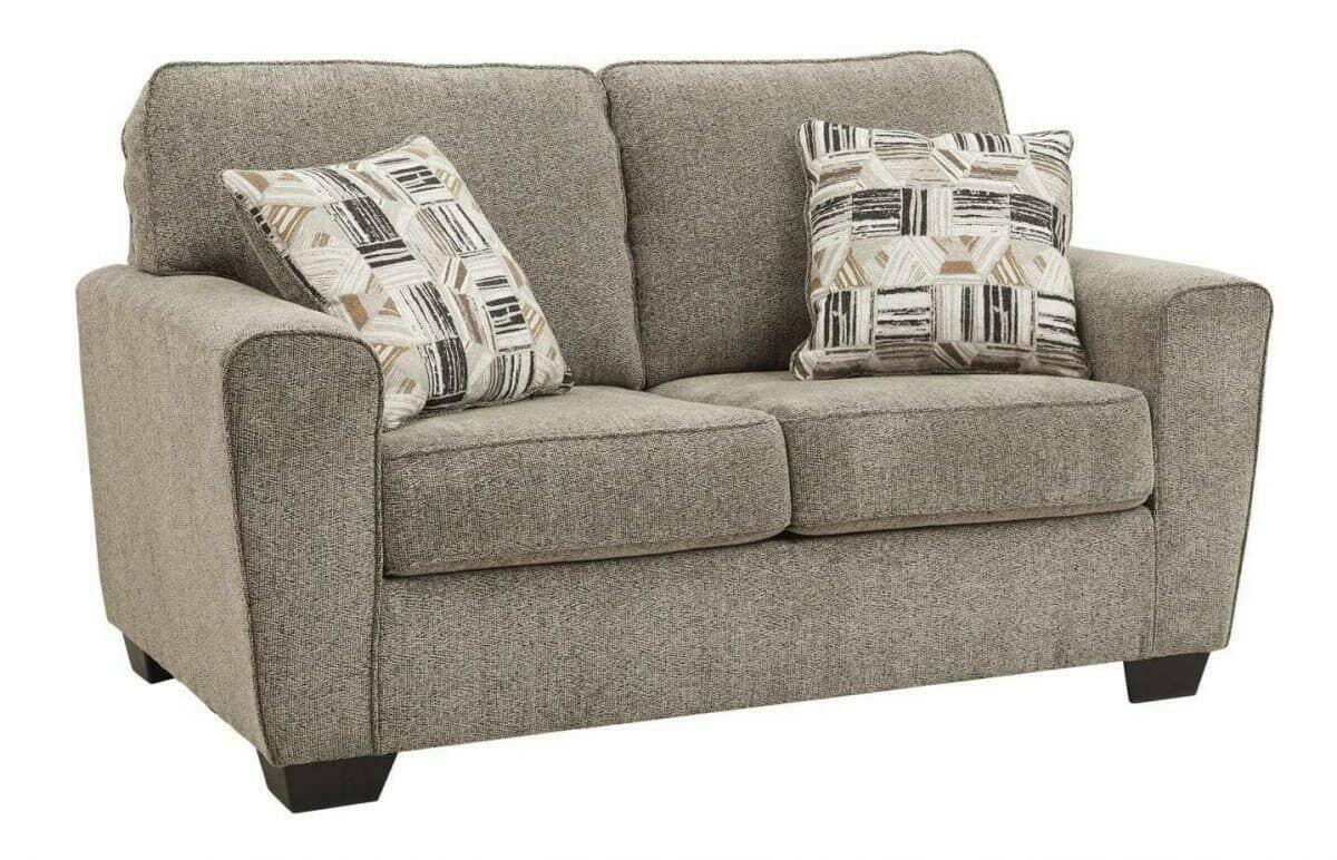 McCluer Loveseat 8100335. Main image
