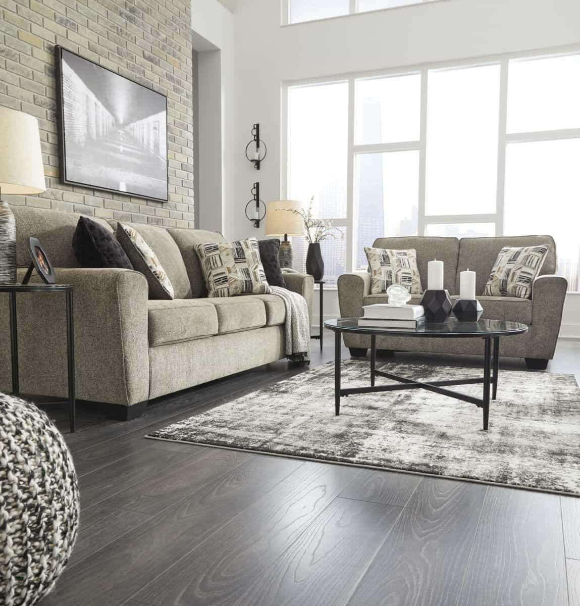 McCluer Sofa and Loveseat 810033.