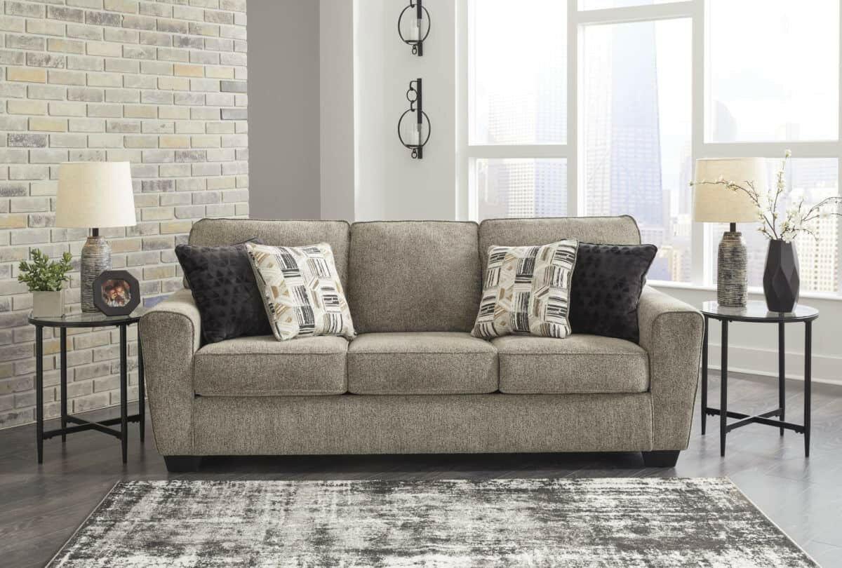 McCluer Sofa and Loveseat 810033.