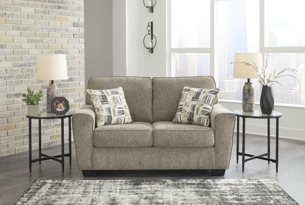 McCluer Sofa and Loveseat 810033.