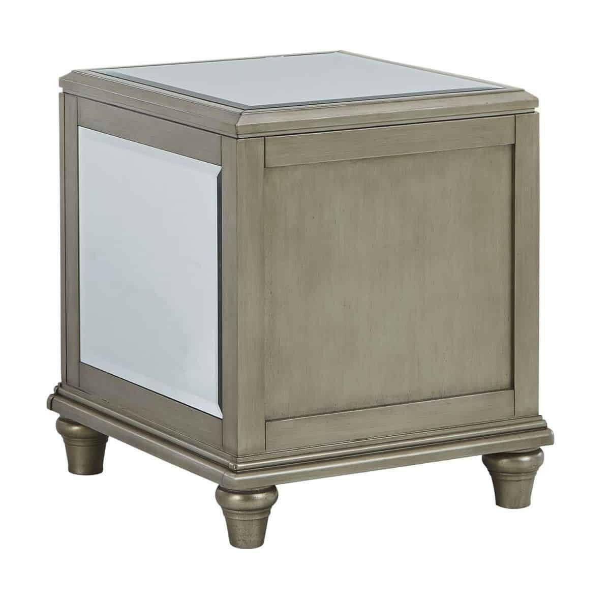 Chevanna End Table T942-3.