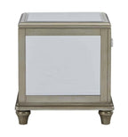 Chevanna End Table T942-3.
