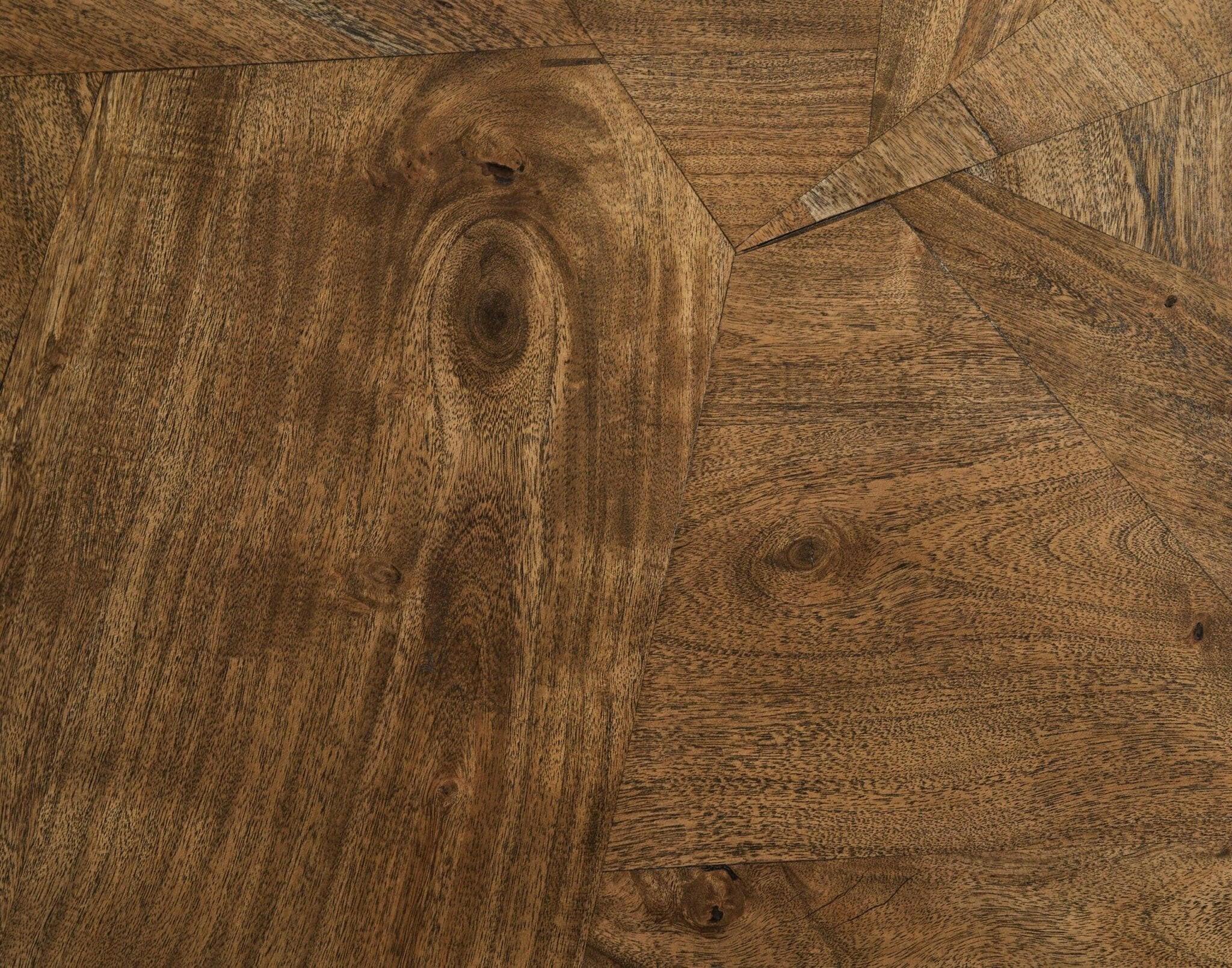 Haileeton Cocktail Table T806-8.