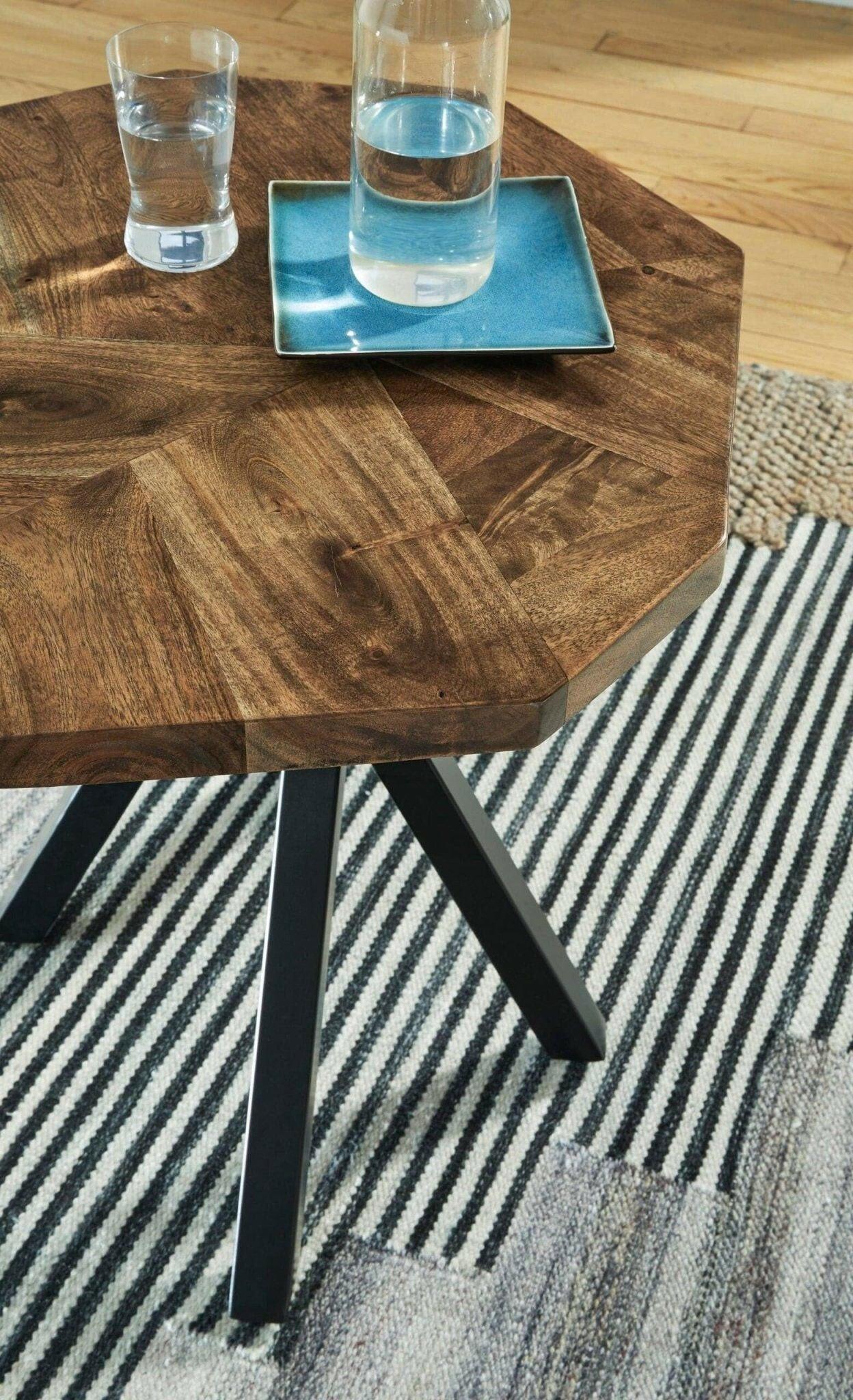 Haileeton End Table T806-6.