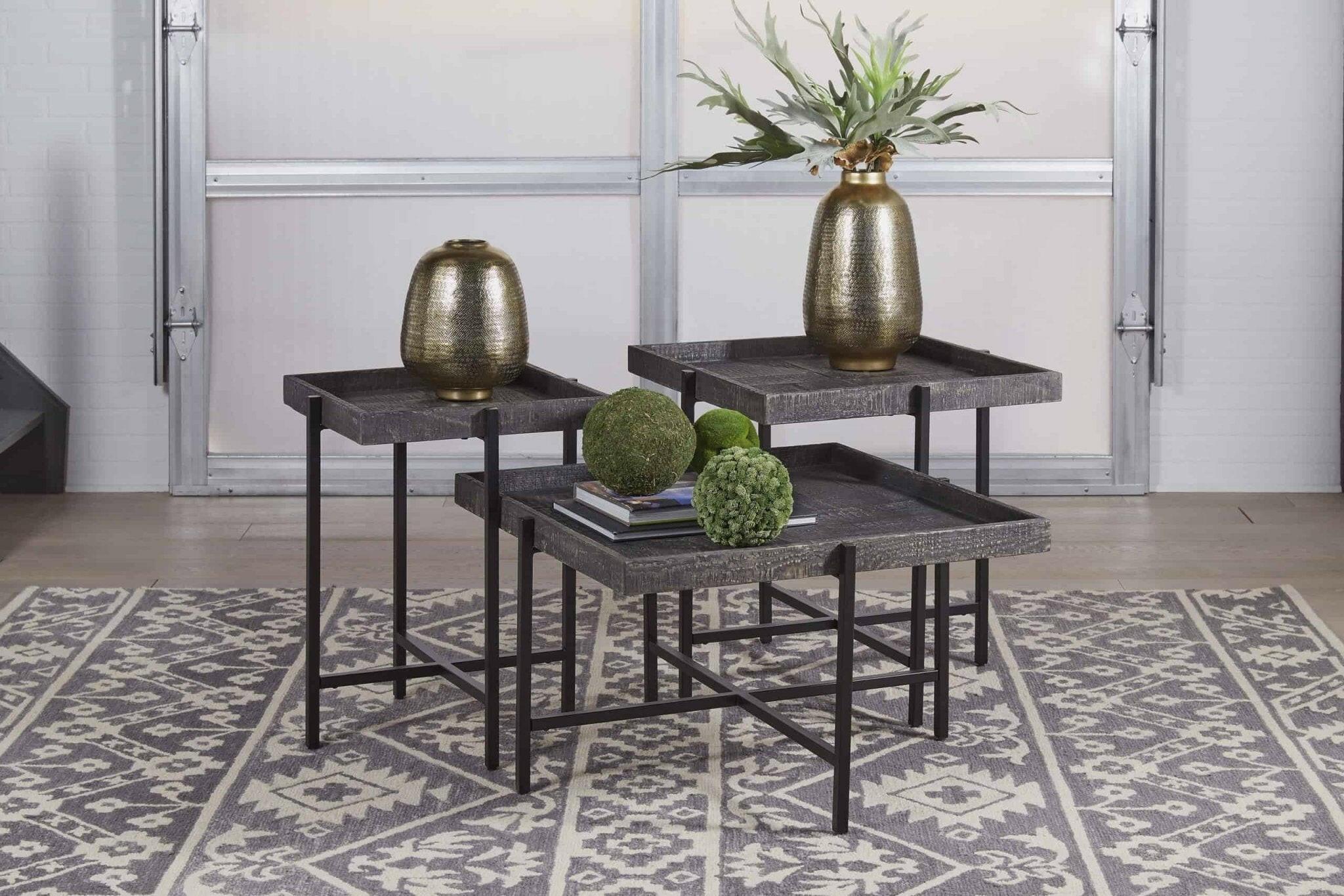 Piperlyn Cocktail table & 2 End Tables T218-13.