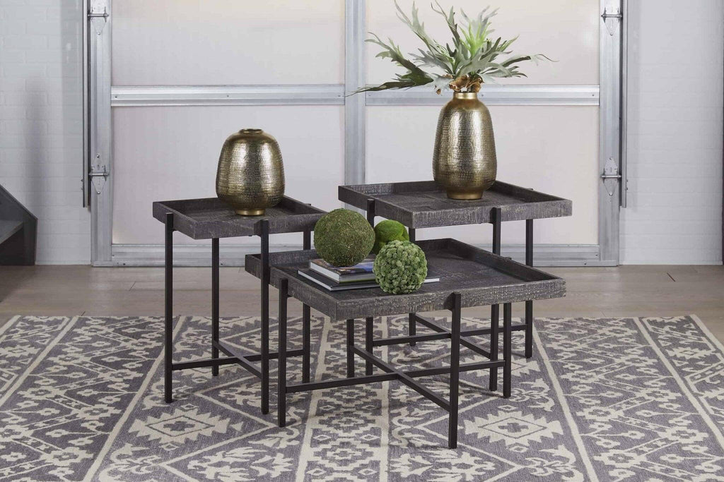 Piperlyn Cocktail table & 2 End Tables T218-13.