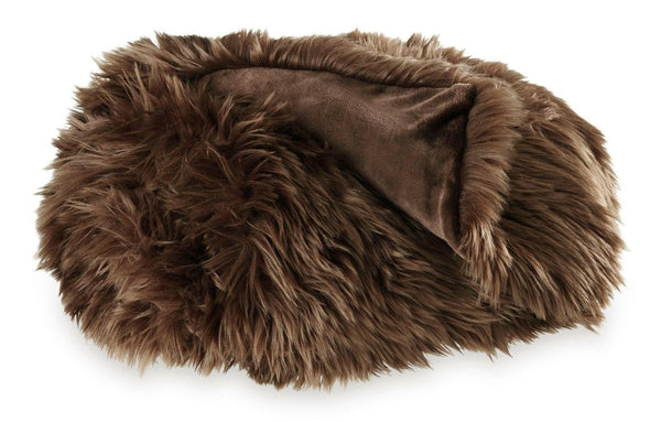 Bellethrone Throw Blanket A1000987 - Darseys Furniture & MattressAshley