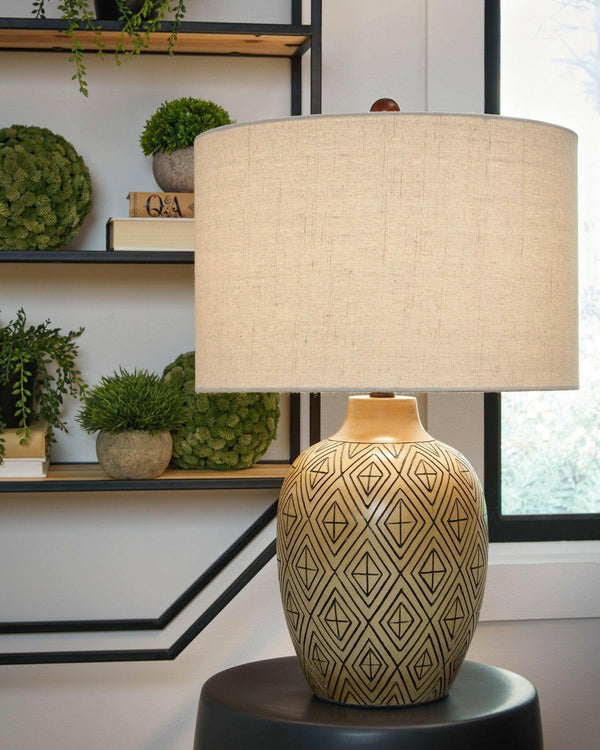Jairgan Lamp L243294 - Darseys Furniture & MattressAshley
