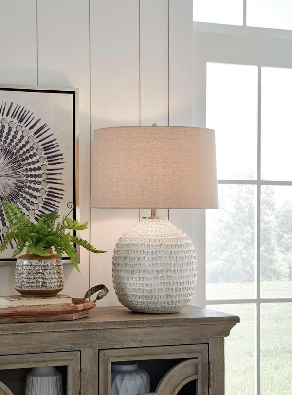 Jamon Table Lamp L100764 - Darseys Furniture & MattressAshley