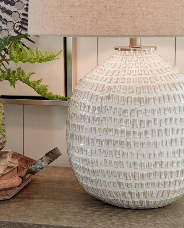 Jamon Table Lamp L100764 - Darseys Furniture & MattressAshley