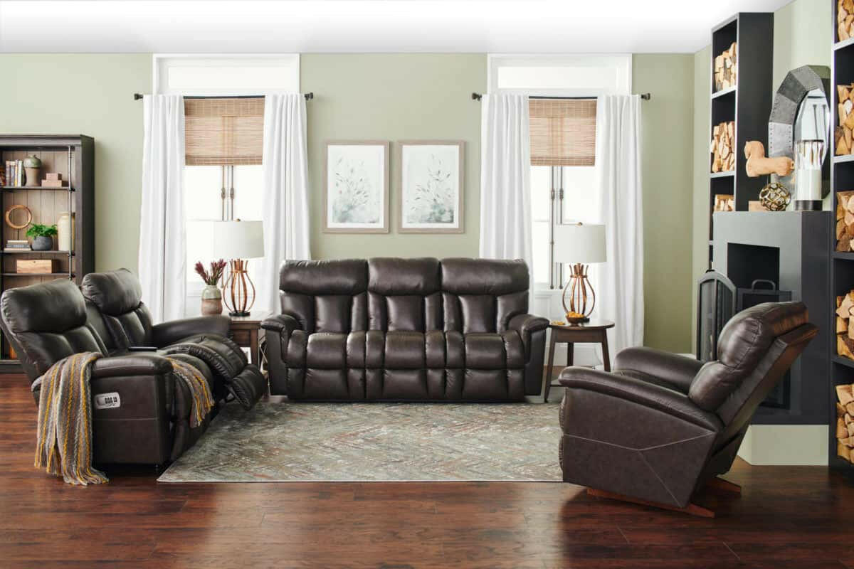 La-Z-Boy Mateo Reclining Sofa & Loveseat 775-LB1748-77 - DarseysLa-Z-Boy