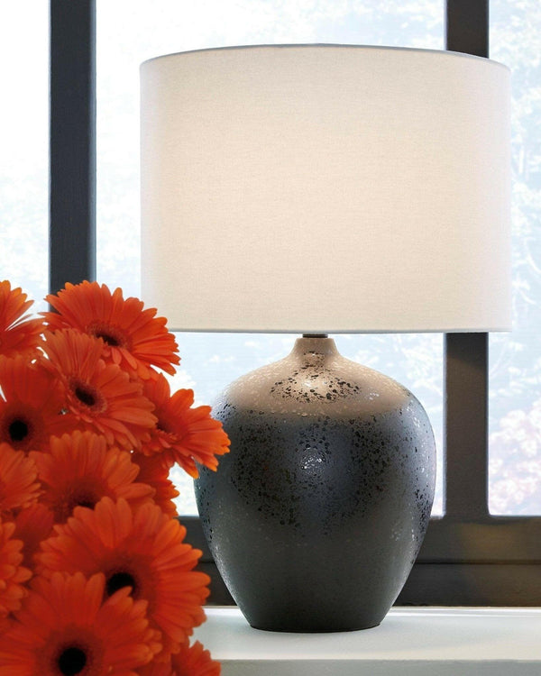 Ladstow Lamp L123894 - Darseys Furniture & MattressAshley