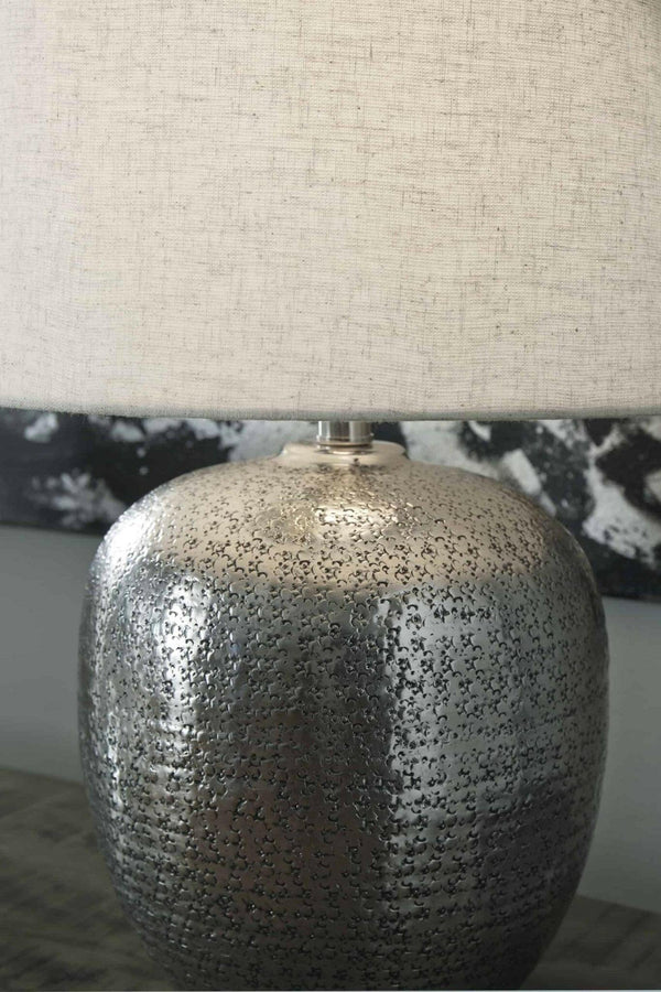 Magalie Lamp L207314 - Darseys Furniture & MattressAshley
