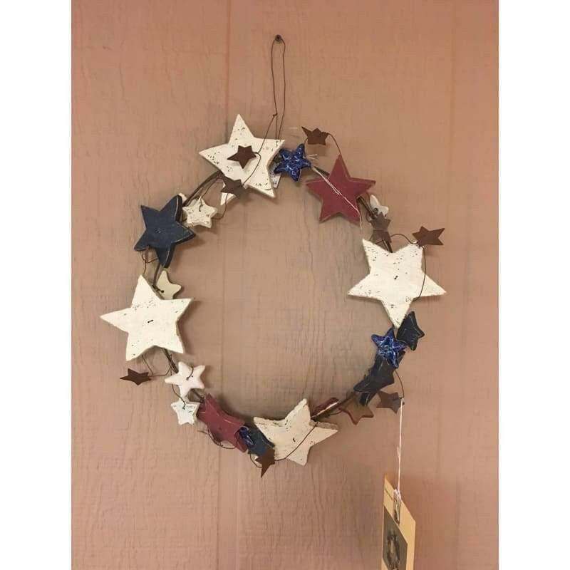 Tht Star Wreath Accent 111078. Main image