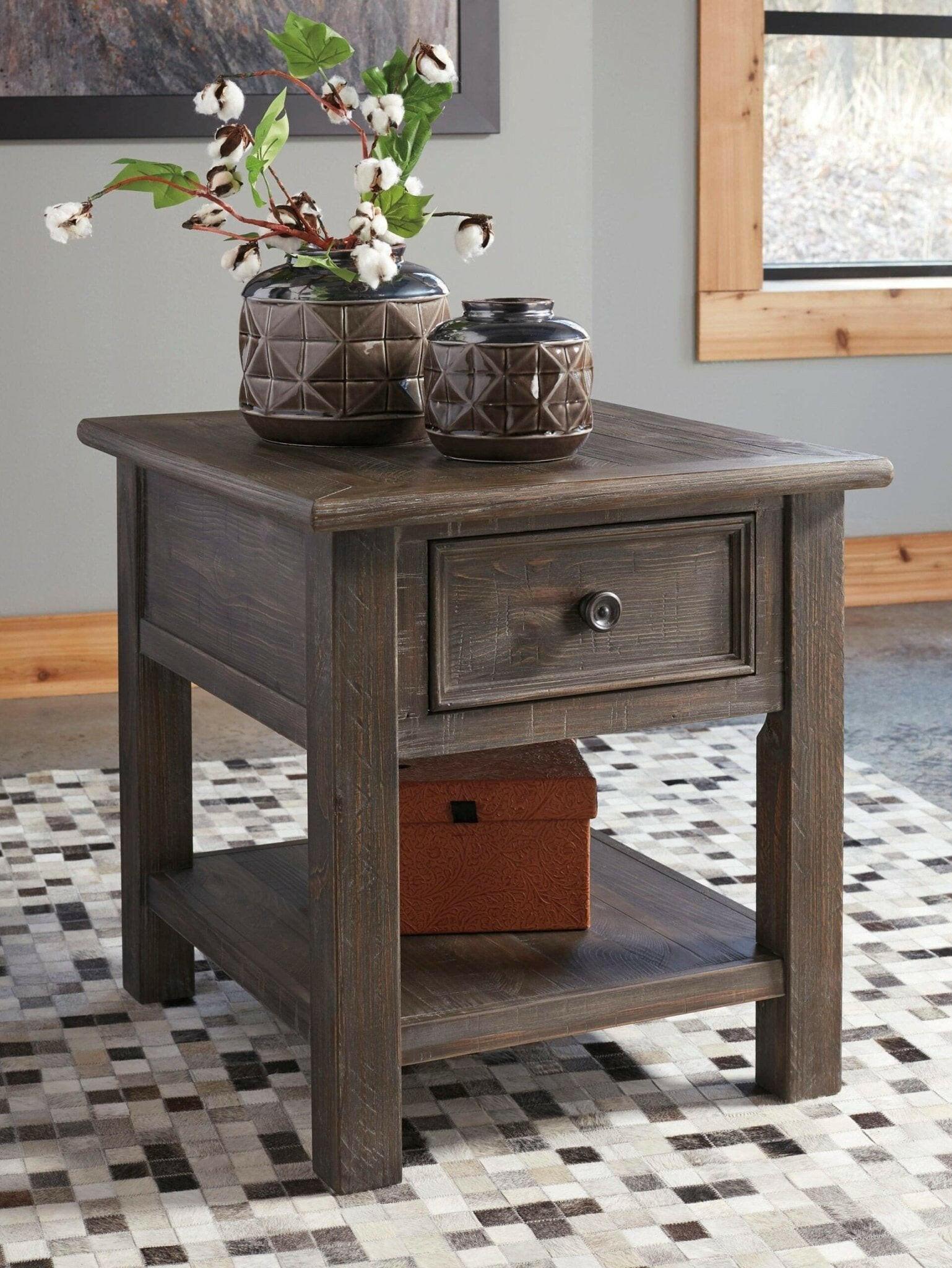 Wyndahl End Table T648 - 3 - Darseys Furniture & MattressAshley