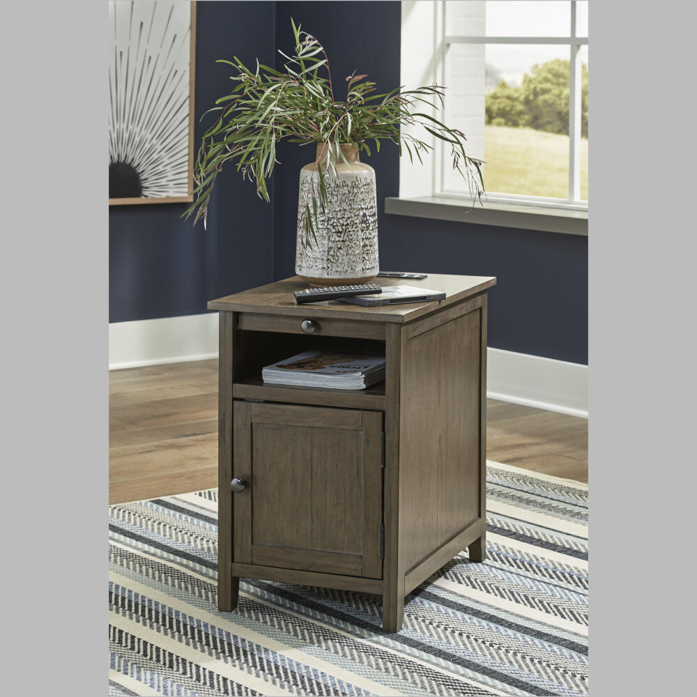 t300-217 treytown chairside end table
