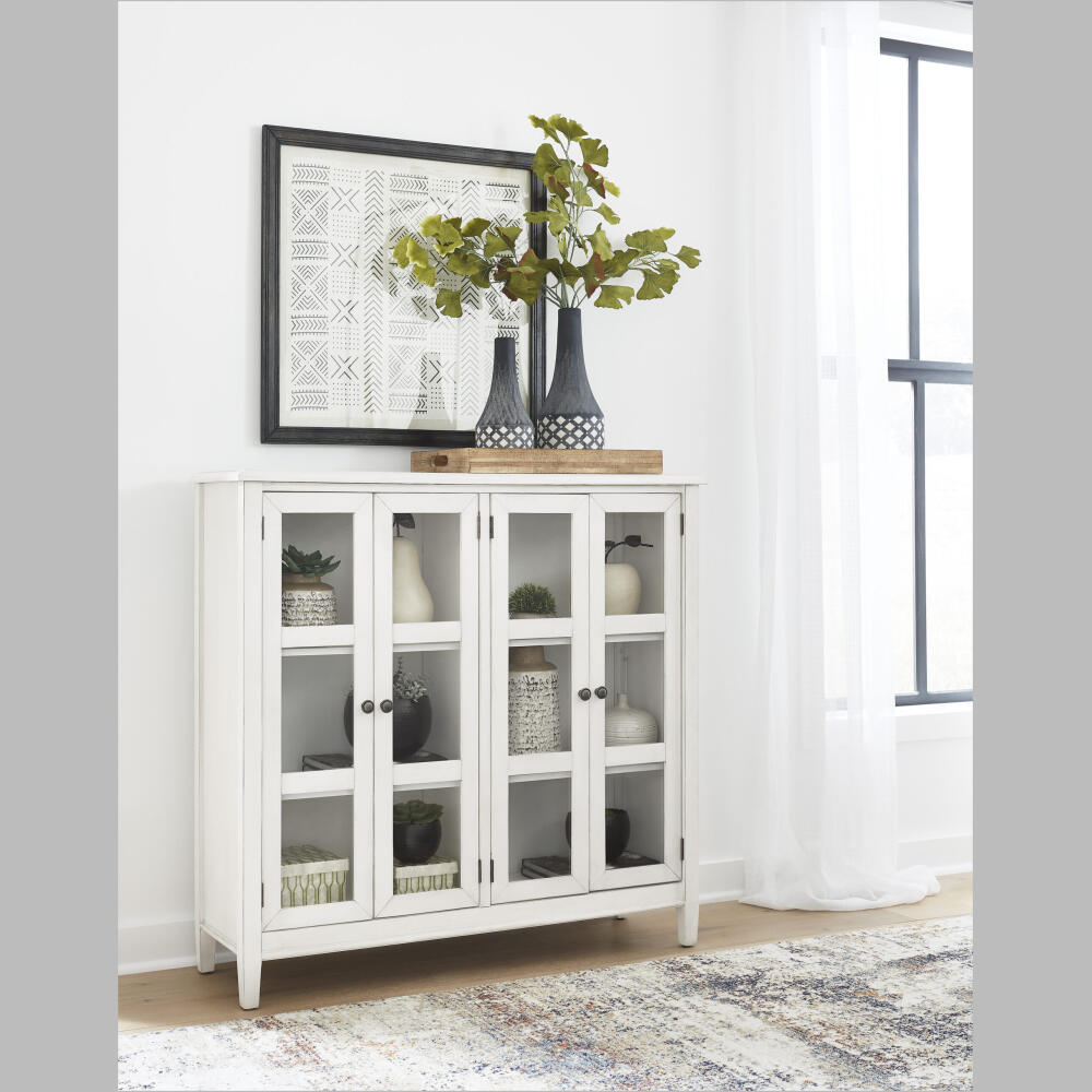 t937-40 kanwyn accent table